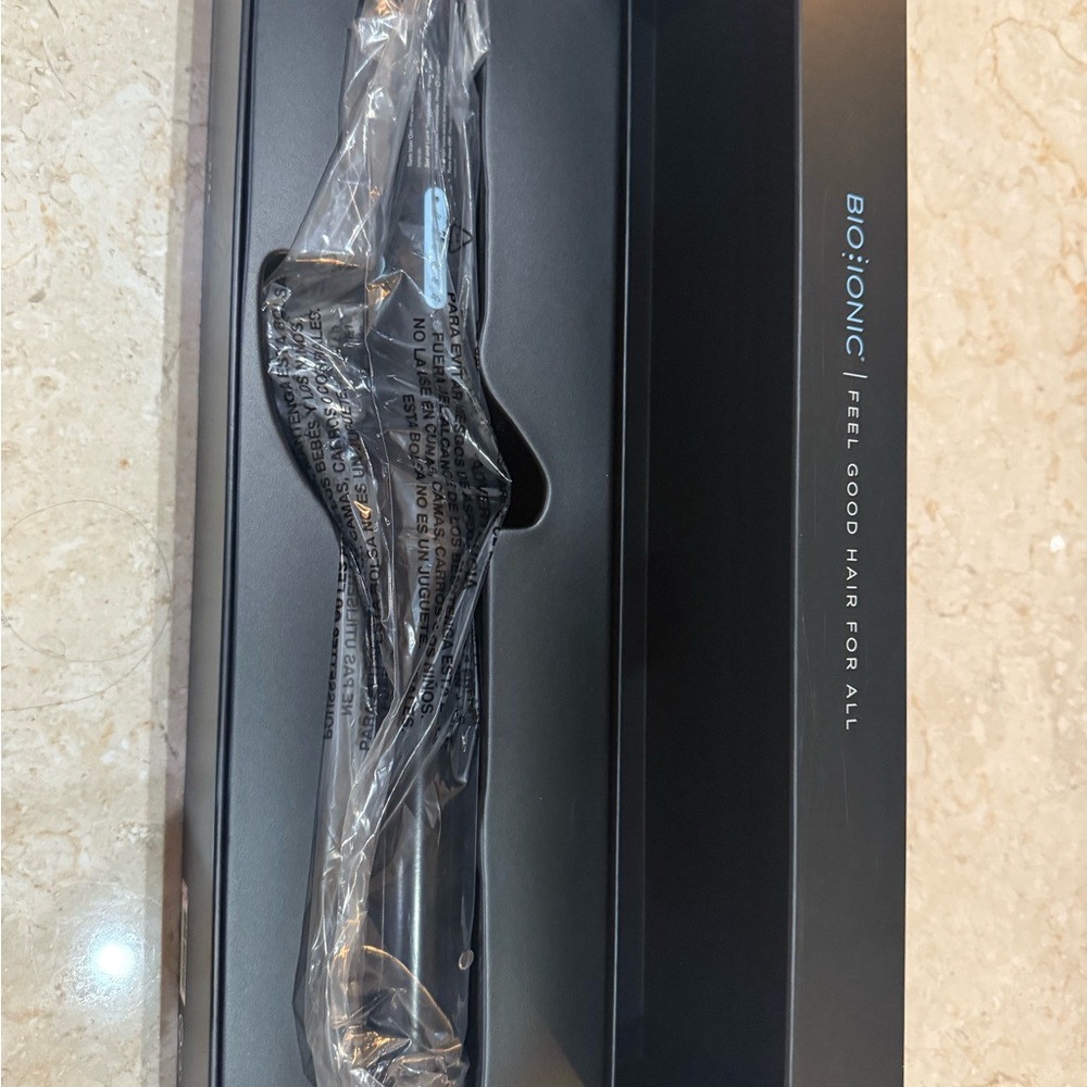 Bio Ionic Black Hair Styling Tool